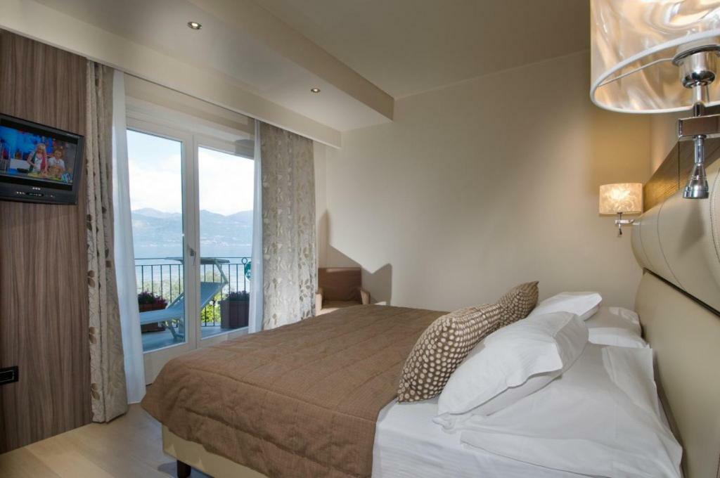 Hotel Miralago San Zeno di Montagna Dış mekan fotoğraf